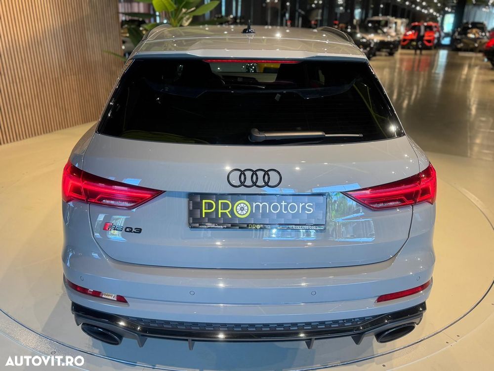 Audi RS Q3 RSQ3 Sportback quattro S tronic - 12