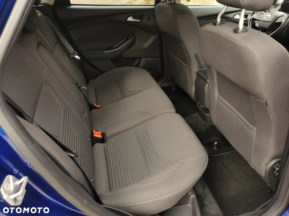 Ford Focus 1.6 FF Titanium - 17