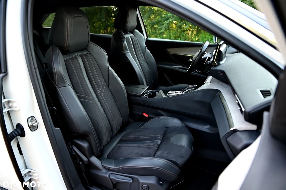 Peugeot 3008 BlueHDi 130 Stop & Start EAT8 GT Pack - 27