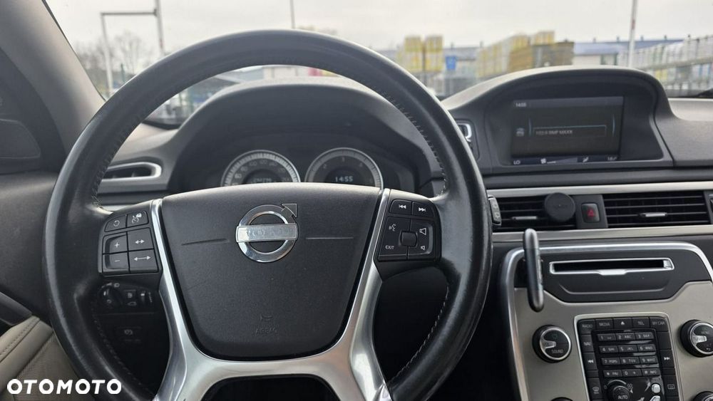 Volvo XC 70 - 10