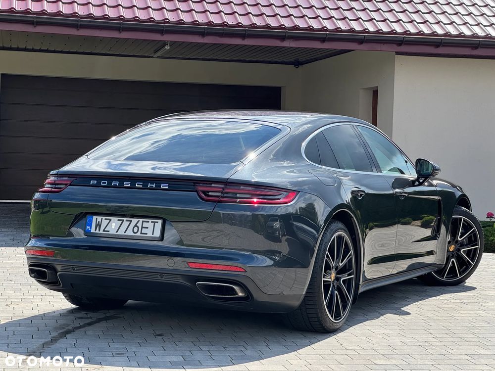 Porsche Panamera 4 - 4