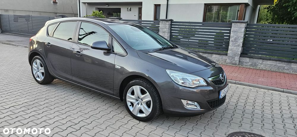 Opel Astra 1.4 Turbo Color Edition - 2