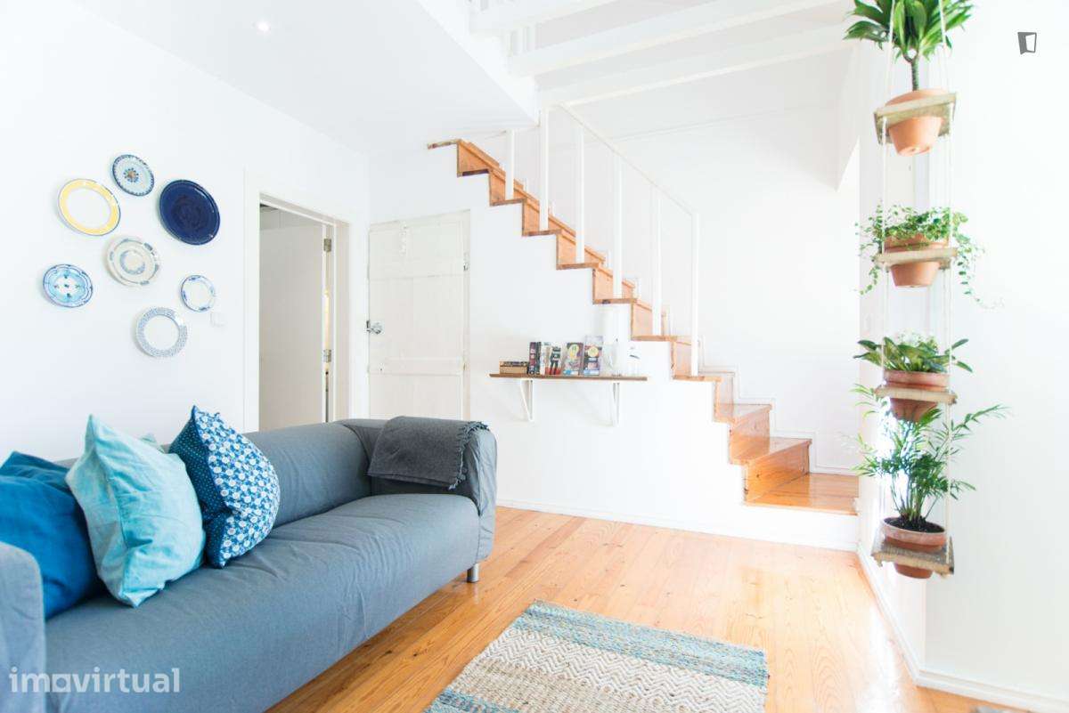 Apartamento com 1 quartos - localizado em São Bento Lisbon - Grande imagem: 4/19