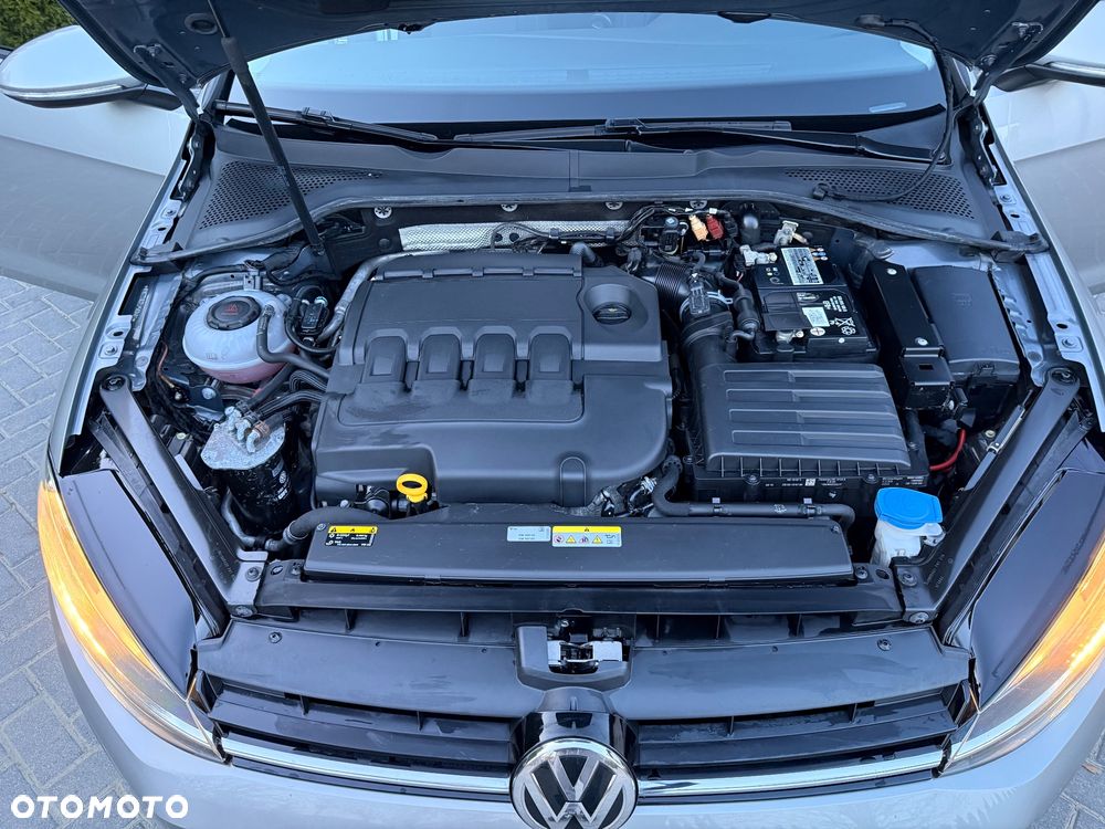 Volkswagen Golf Variant 1.6 TDI BMT Comfortline - 23