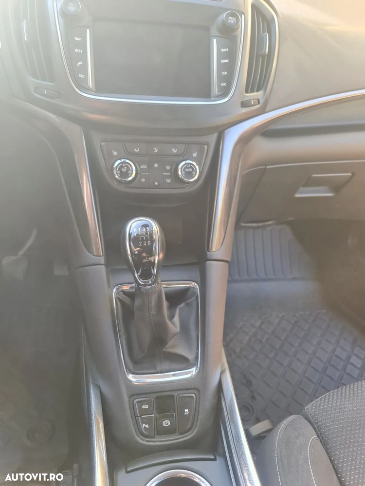 Opel Zafira - 22