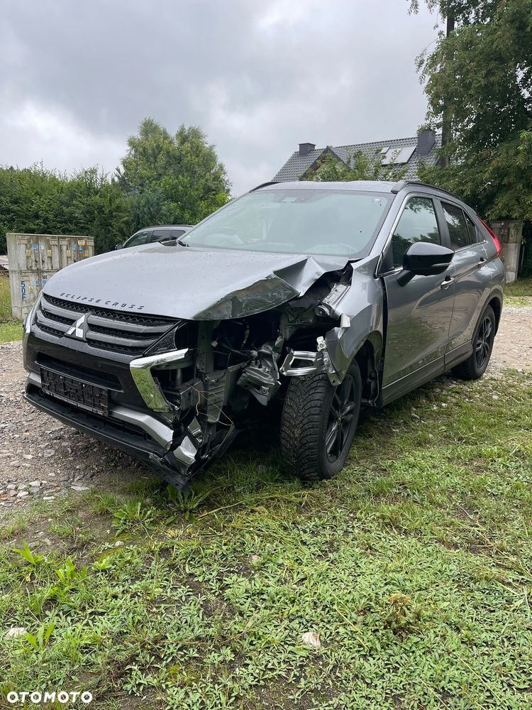 Mitsubishi Eclipse Cross 1.5 T-MIVEC CVT 2WD Connect - 2