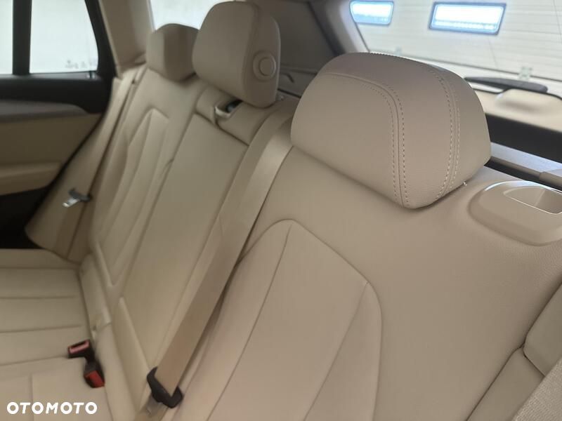 BMW X3 xDrive20d - 19