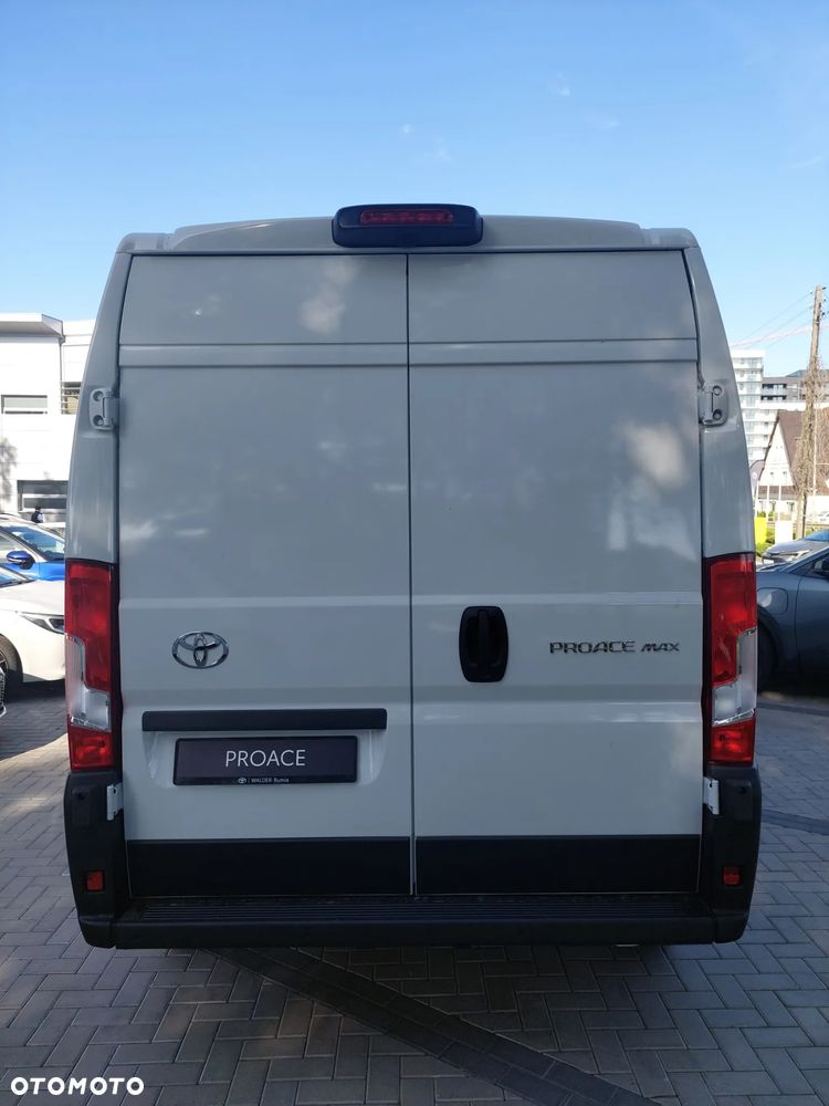 Toyota Proace MAX - 9