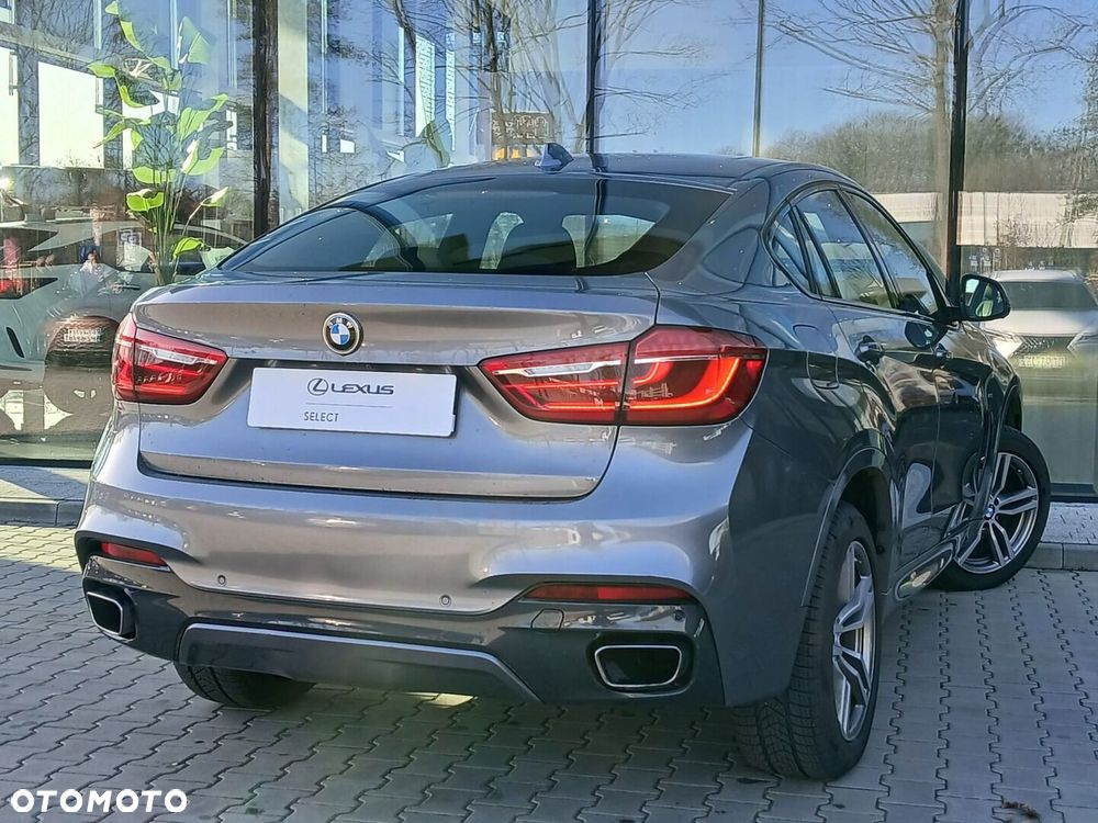 BMW X6 xDrive30d - 13