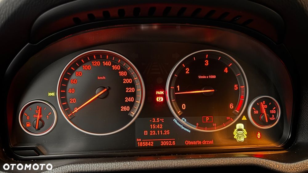 BMW X3 xDrive20d - 27