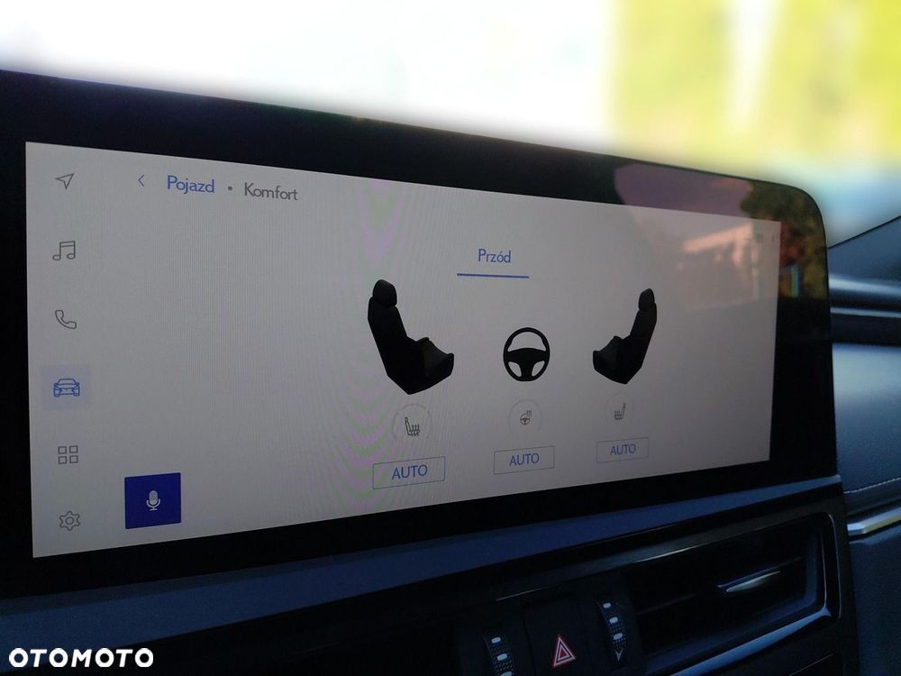 Lexus ES 300h Business Edition - 16