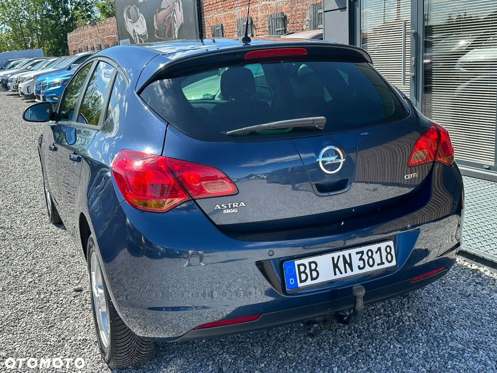 Opel Astra 1.7 CDTI DPF ecoFLEX TourerStart/Stop 150 Jahre - 10