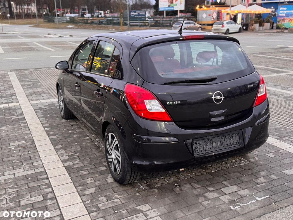 Opel Corsa 1.2 16V Cosmo - 13