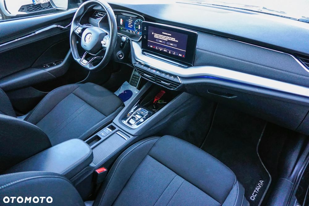 Skoda Octavia 2.0 TDI Style DSG - 33