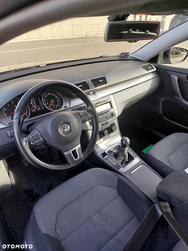 Volkswagen Passat 1.4 TSI BlueMotion Technology Comfortline - 9