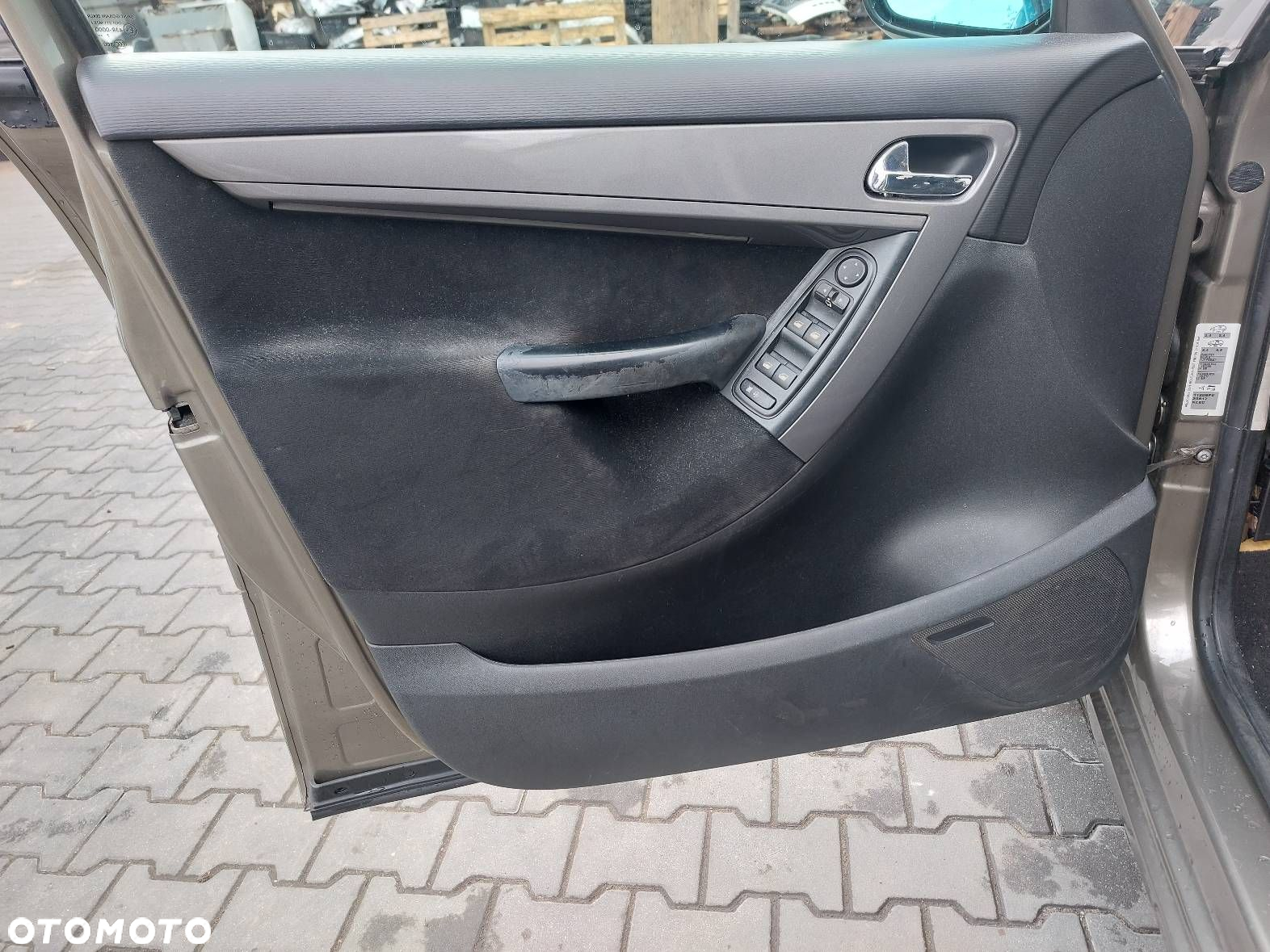 FOTEL LEWY PRAWY PRZÓD + KANAPA TYŁ 7 OSÓB + BOCZKI GRAND C4 PICASSO I - 7
