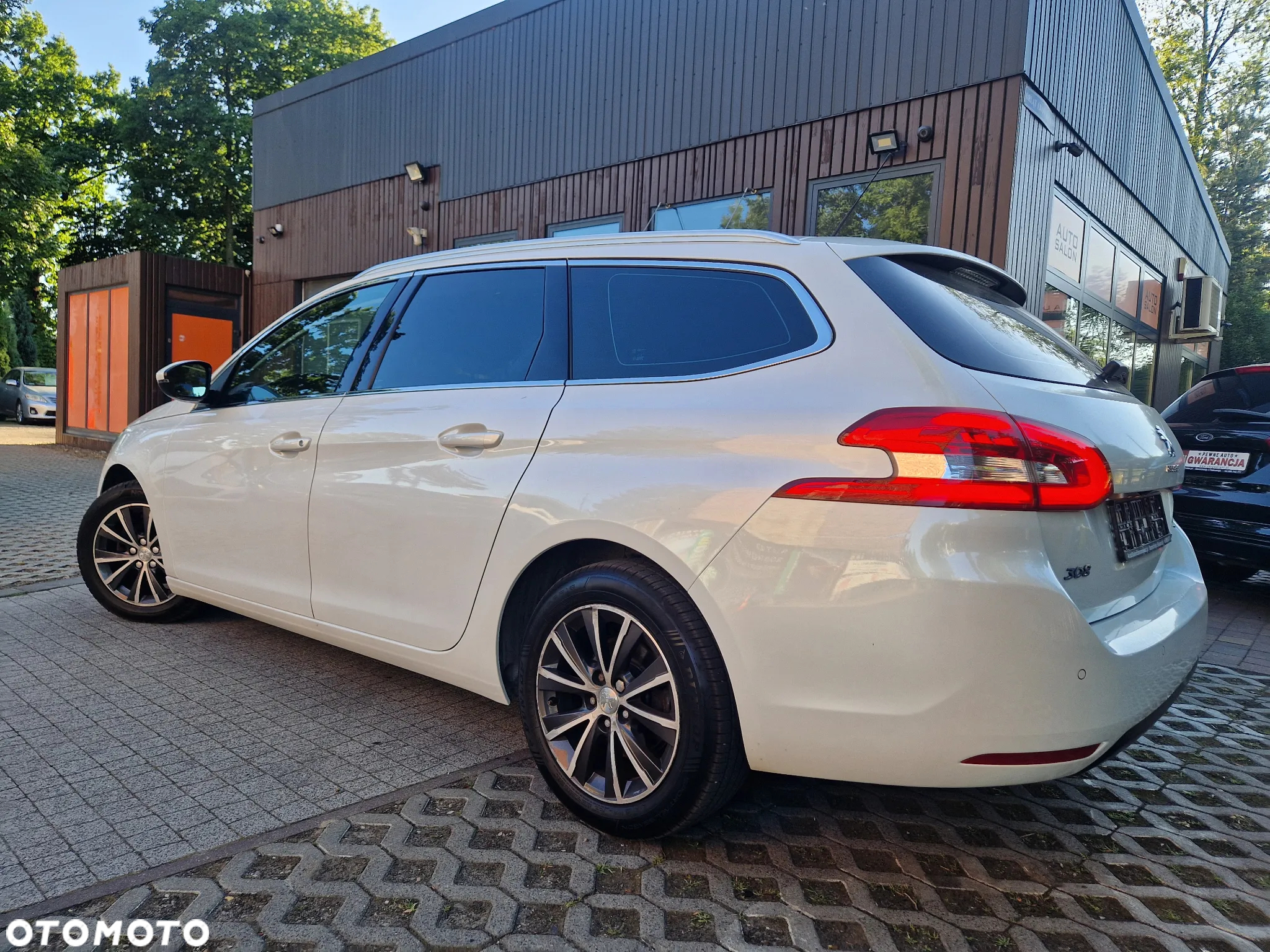Peugeot 308 SW BlueHDi 120 Stop & Start Allure - 4
