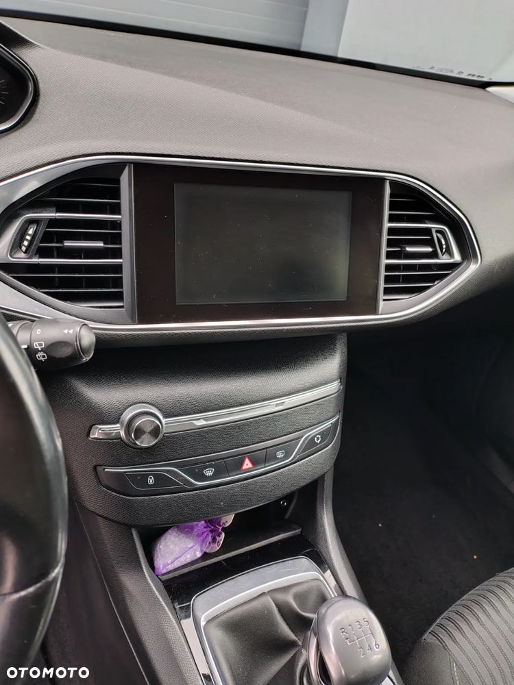 Peugeot 308 1.6 BlueHDi Active S&S - 12