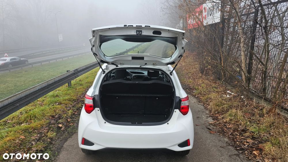 Toyota Yaris 1.5 Active - 11