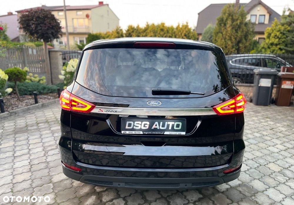Ford S-Max - 8