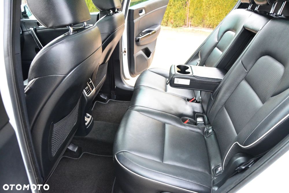 Kia Sportage 1.6 T-GDI AWD GT Line - 16