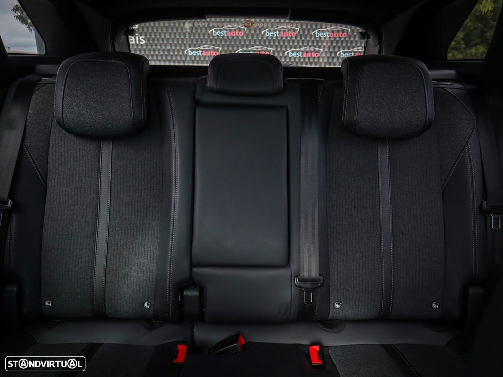 Peugeot 3008 1.6 BlueHDi GT Line EAT6 - 29