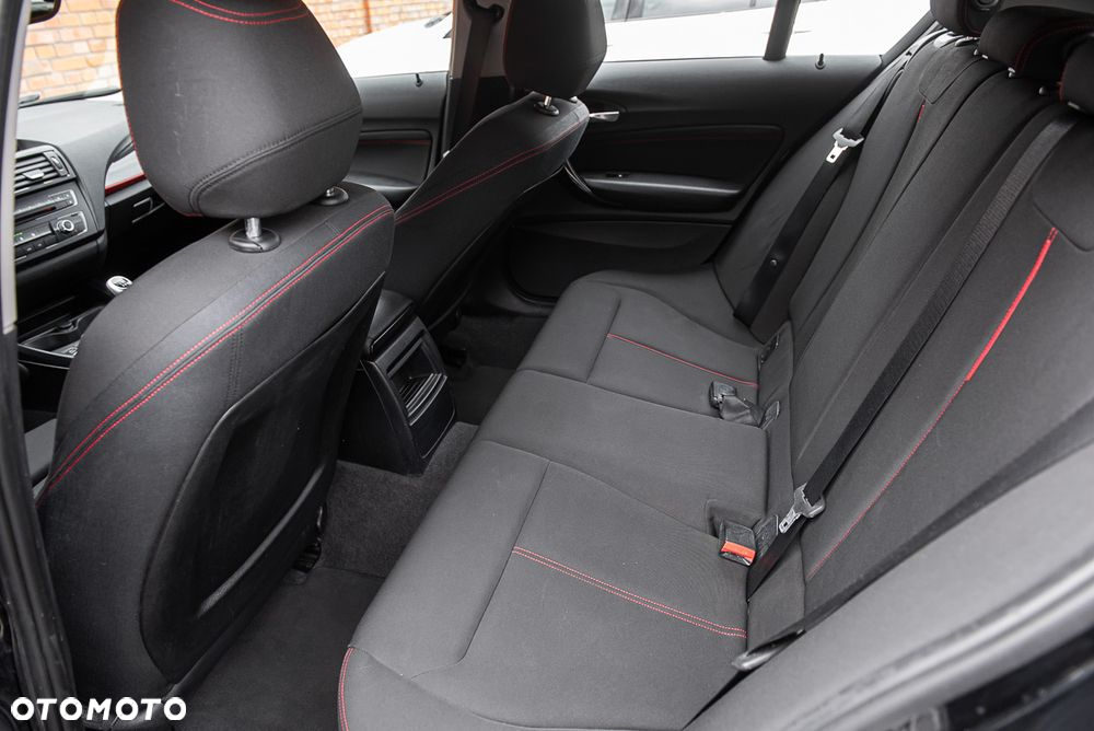 BMW Seria 1 116d Sport Line - 13