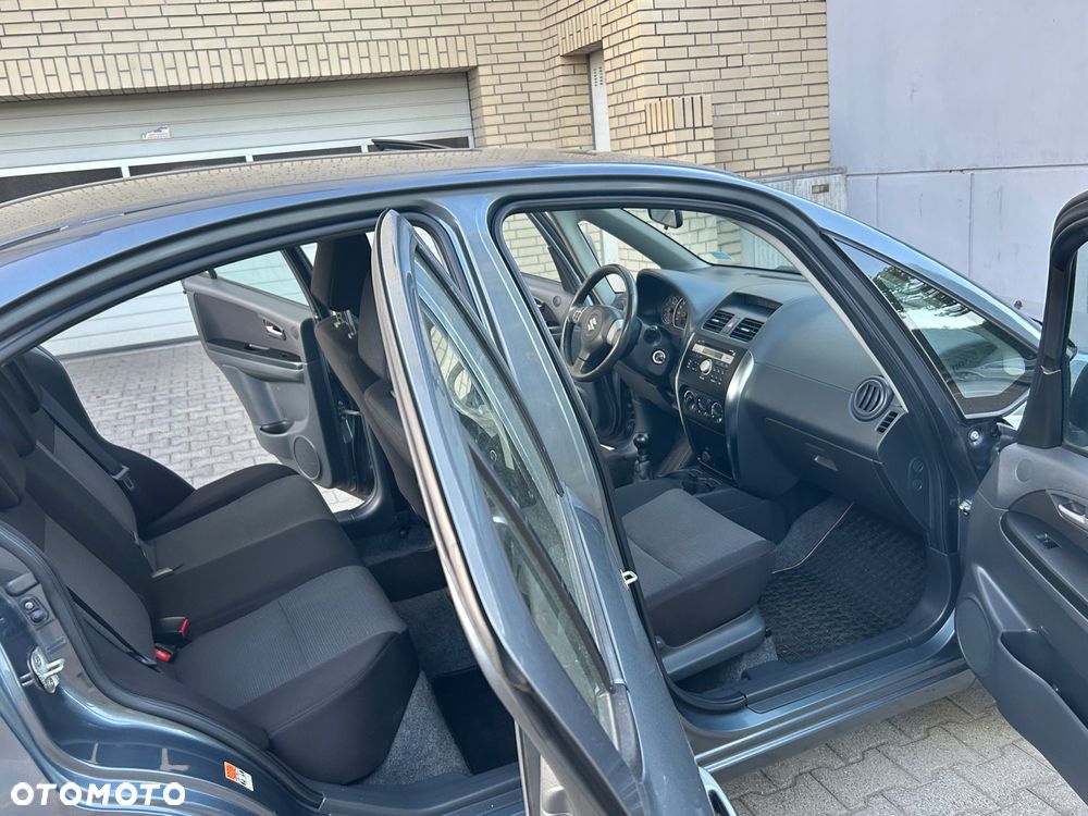 Suzuki SX4 - 14