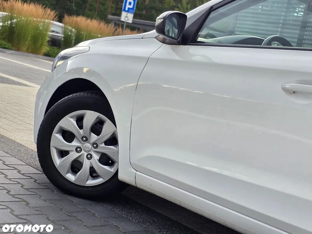 Hyundai i20 1.2 Comfort - 32