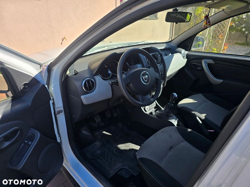 Dacia Duster 1.6 16V 105 4x4 Celebration - 7
