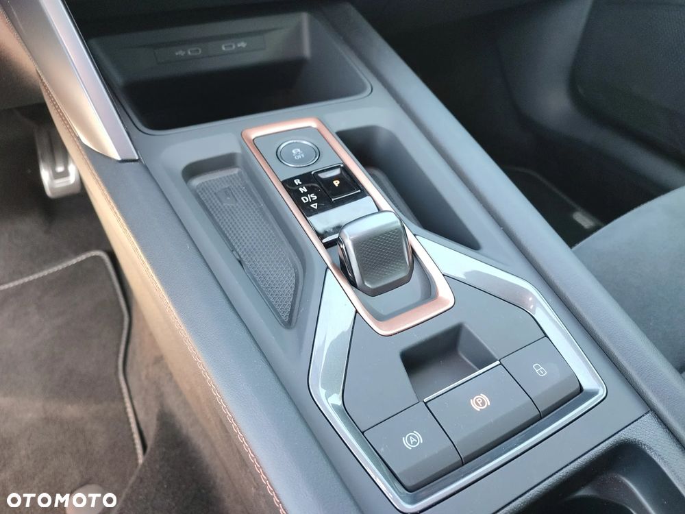 Cupra Leon 1.5 eTSI mHEV DSG - 16