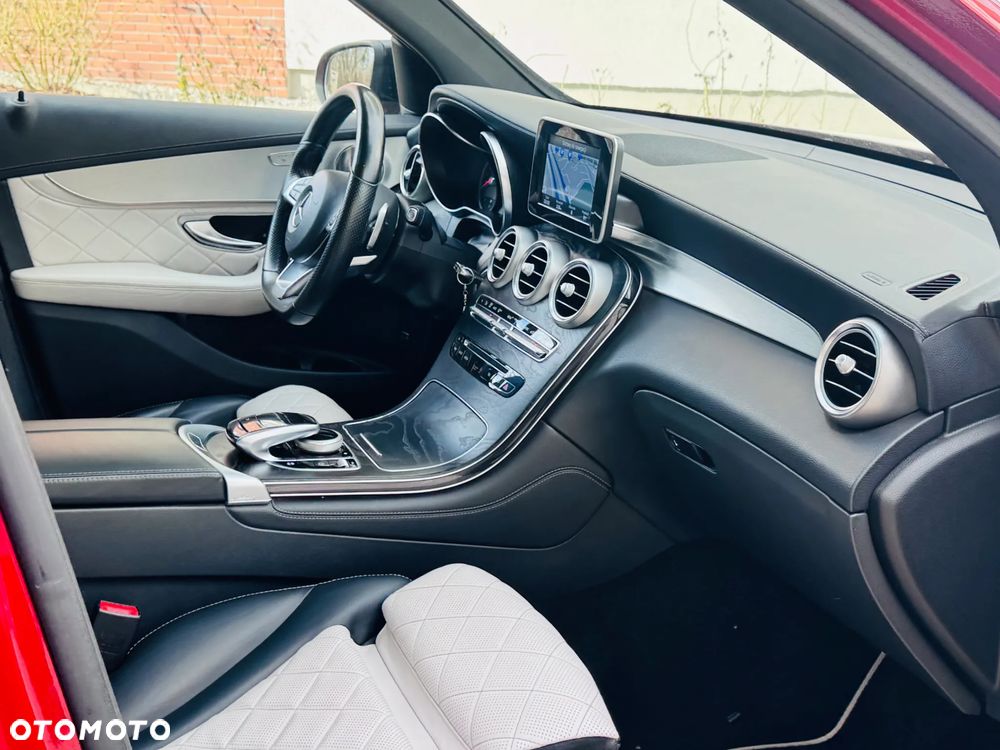 Mercedes-Benz GLC - 29