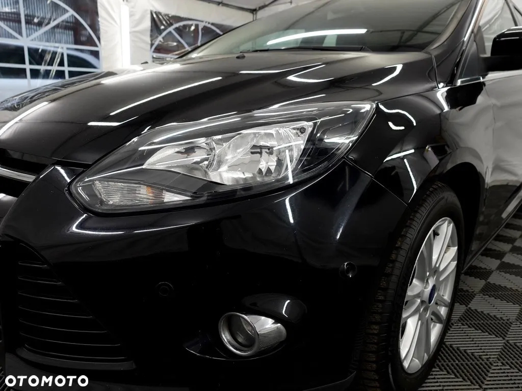 Ford Focus 1.6 EcoBoost Titanium - 32