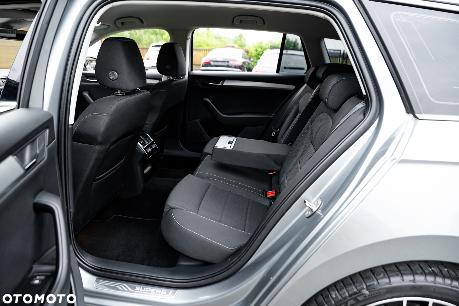 Skoda Superb Combi 2.0 TDI 4x4 DSG Ambition - 6