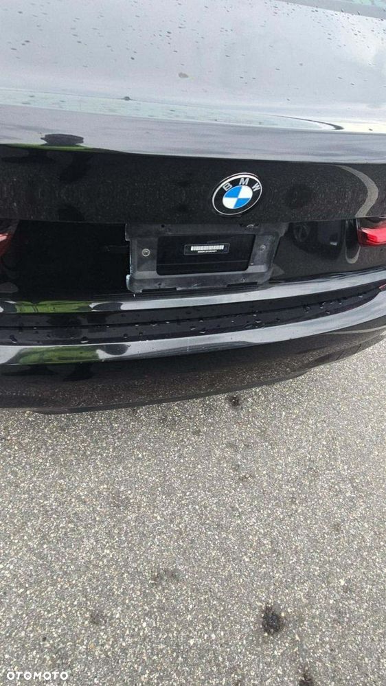 BMW Seria 3 330i xDrive M Sport - 12