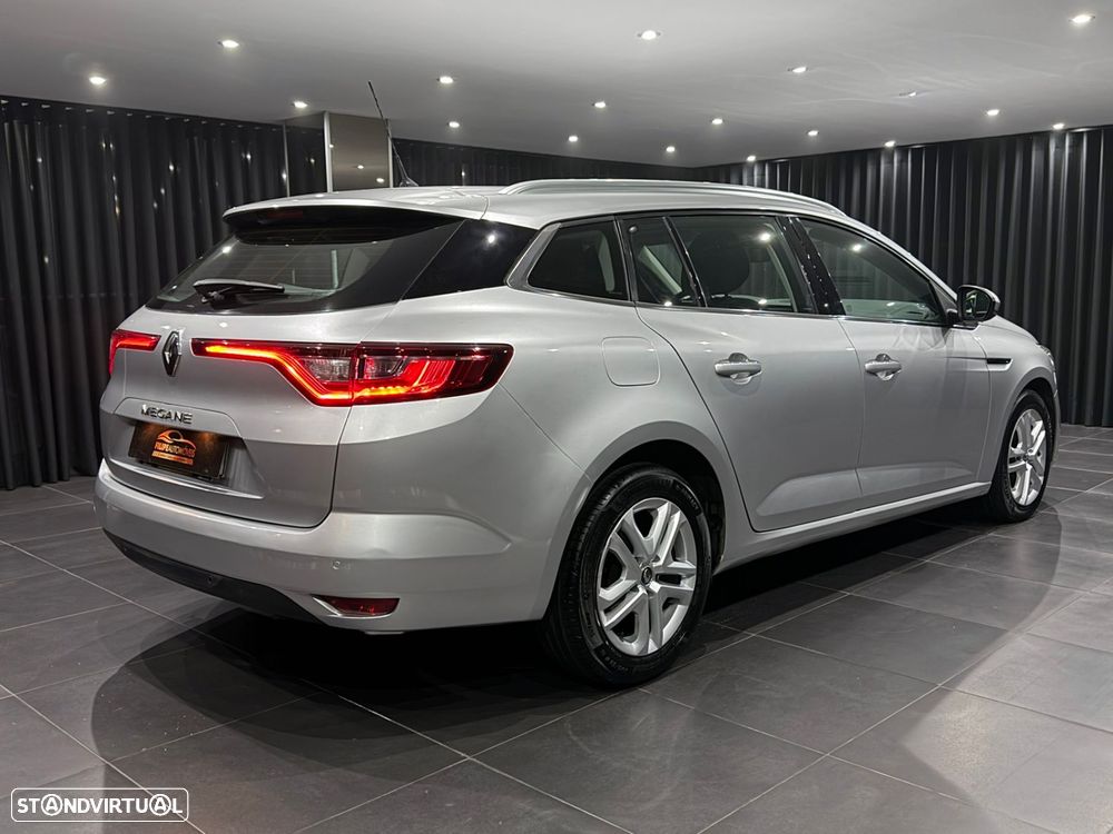 Renault Mégane Sport Tourer 1.5 dCi Limited EDC - 8