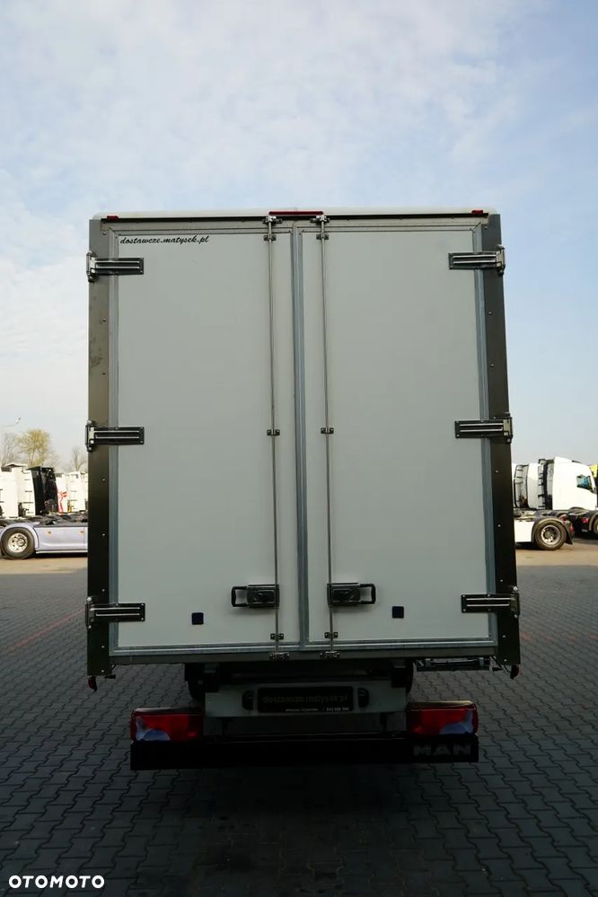 MAN TGE 3.180 / 2.0D /  KONTENER  5,5 m / DMC: 3500 KG / SPROWADZONY / - 15