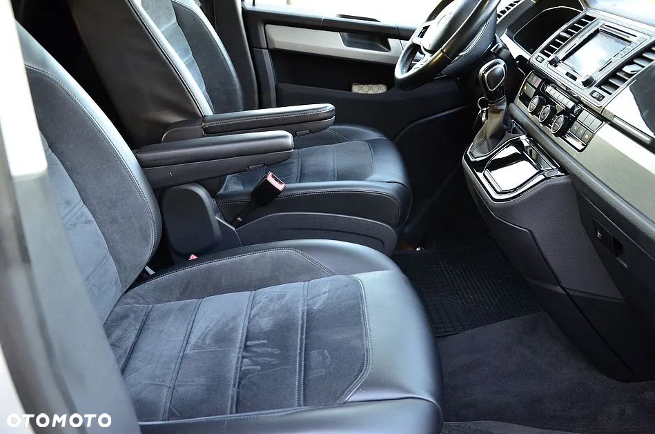 Volkswagen Multivan - 13