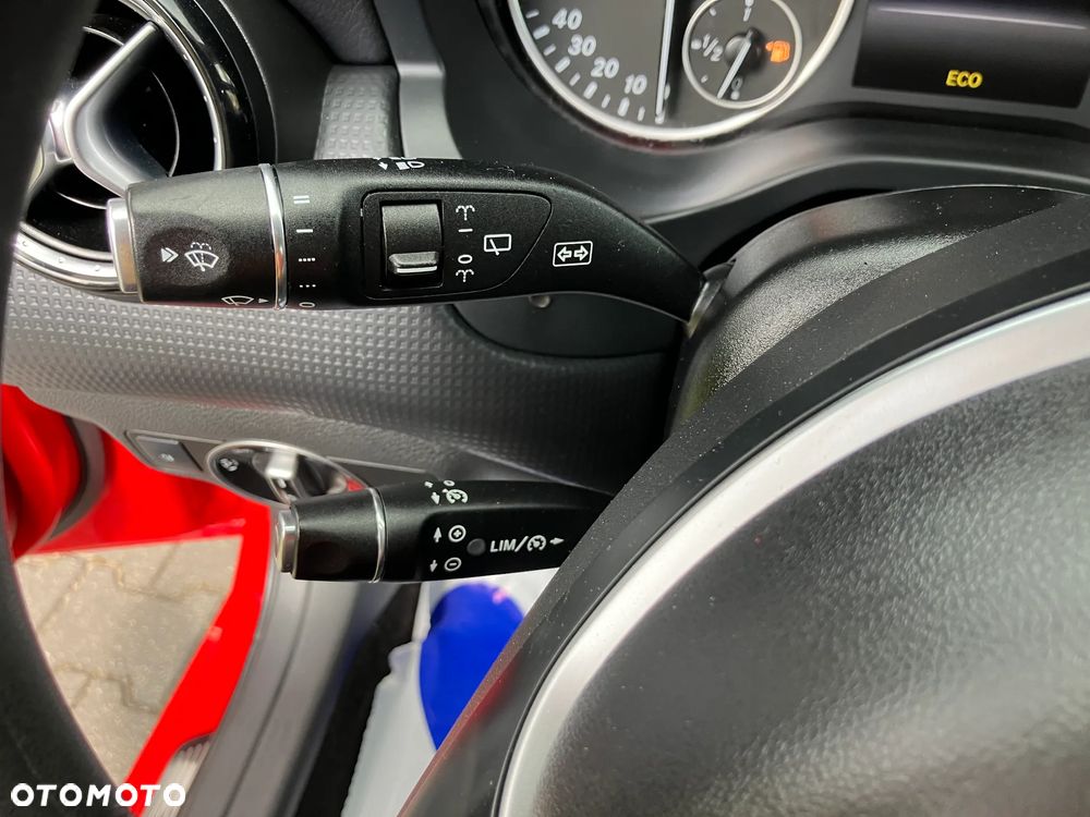 Mercedes-Benz Klasa A 180 Urban - 26