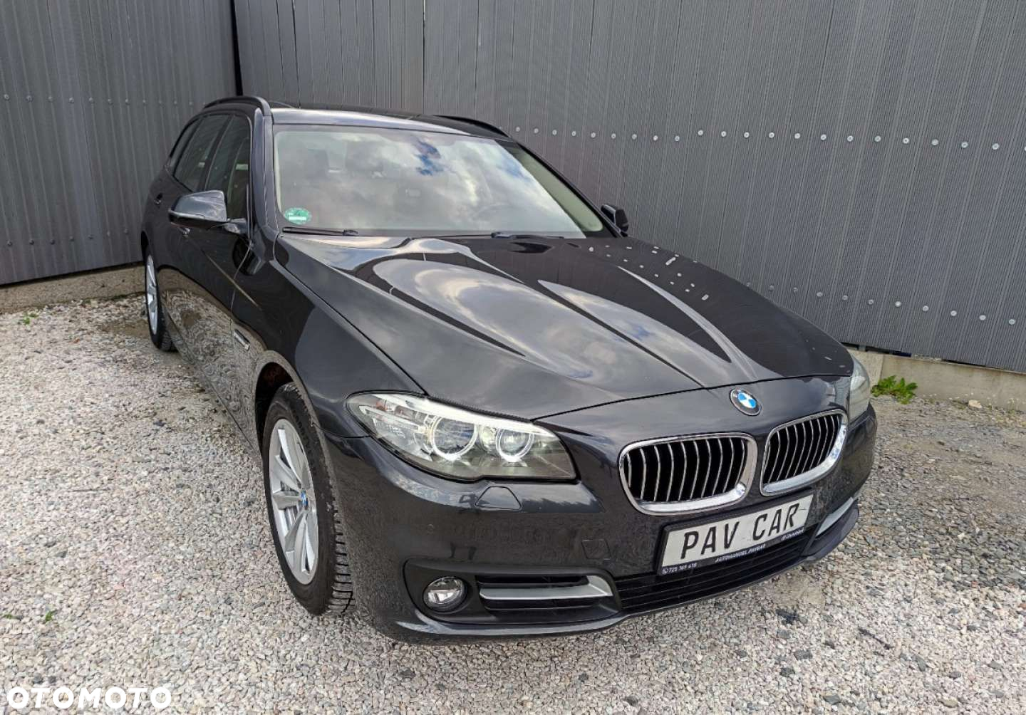 BMW Seria 5 520d Touring Sport Line - 6