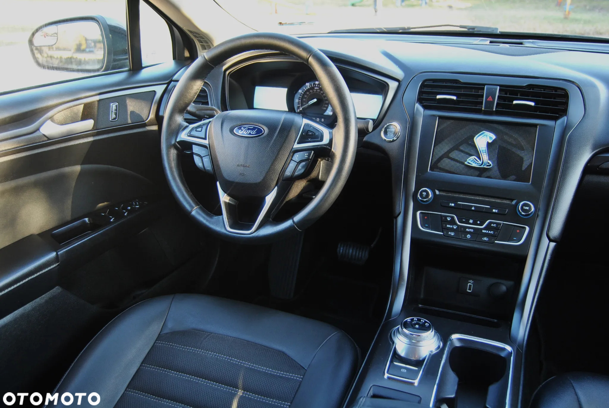 Ford Fusion 2.0 EcoBoost Titanium - 10