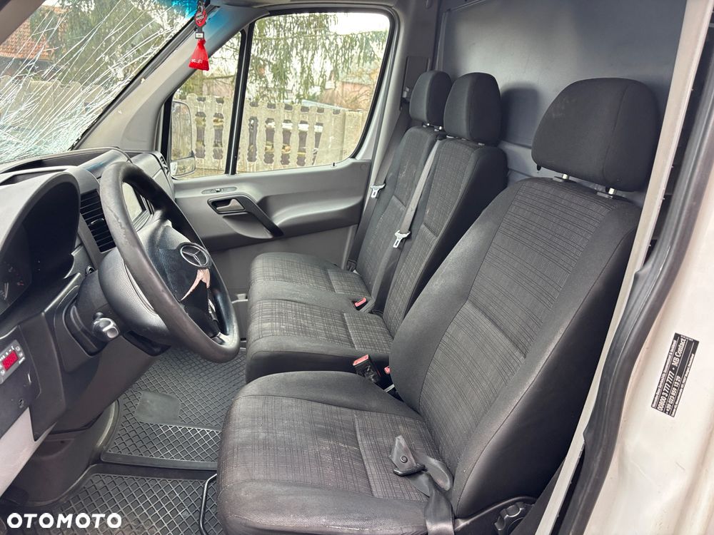 Mercedes-Benz sprinter - 12