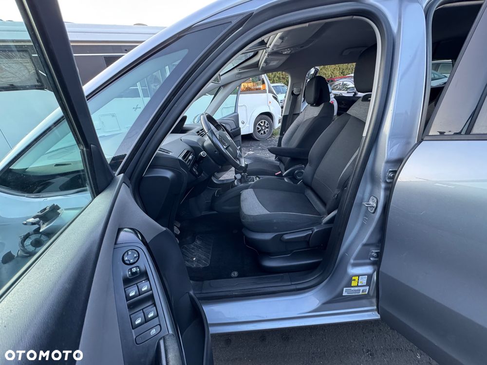 Citroën C4 Grand Picasso BlueHDi 120 Business Class - 16