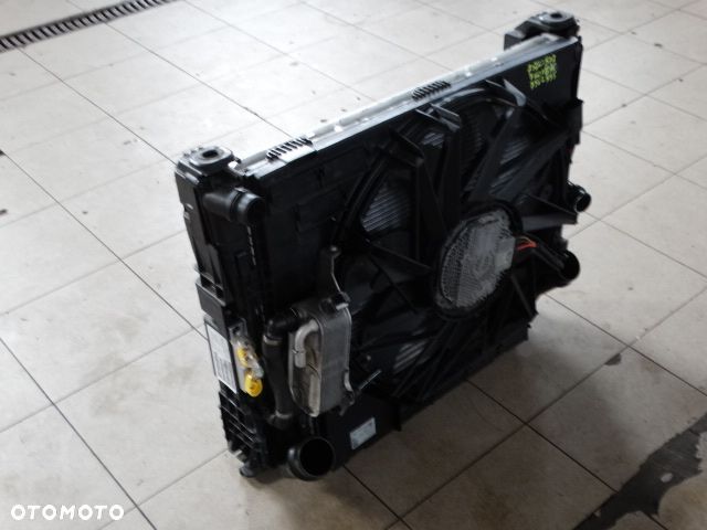 BMW X3 F25 X4 F26 N47N N20 Chłodnice Wentylator Komplet Chłodnica Intercooler Zestaw  17118623369 8623369 17118623350 8623350 17117593838 7593838 17117593839 7593839 17517593845 7593845 17117593852 7593852 17427560877 7560877 17427601676 7601676 673275662595 7562595 16141910 18799910 Valeo M153180-B EC138Y1413V A45585-107 73912311 64539216143 9216143 - 7