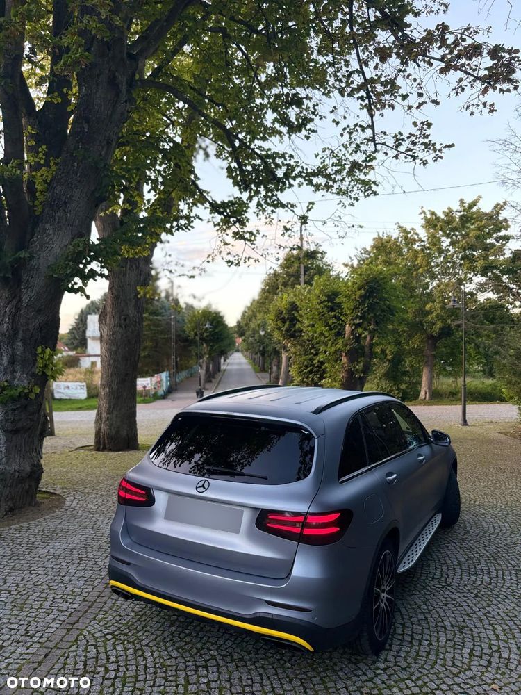 Mercedes-Benz GLC - 7