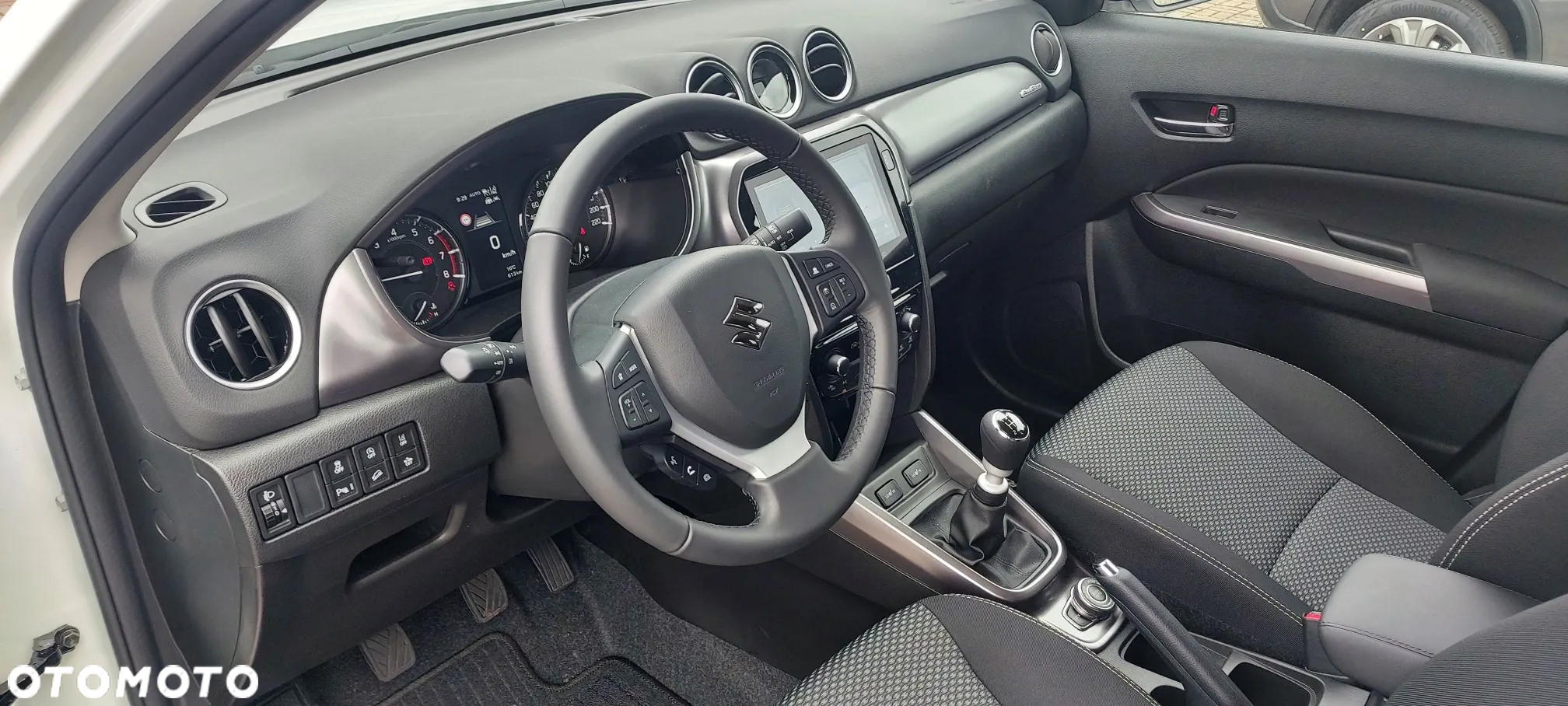 Suzuki Vitara 1.4 Boosterjet mHEV Premium Plus 4WD - 6