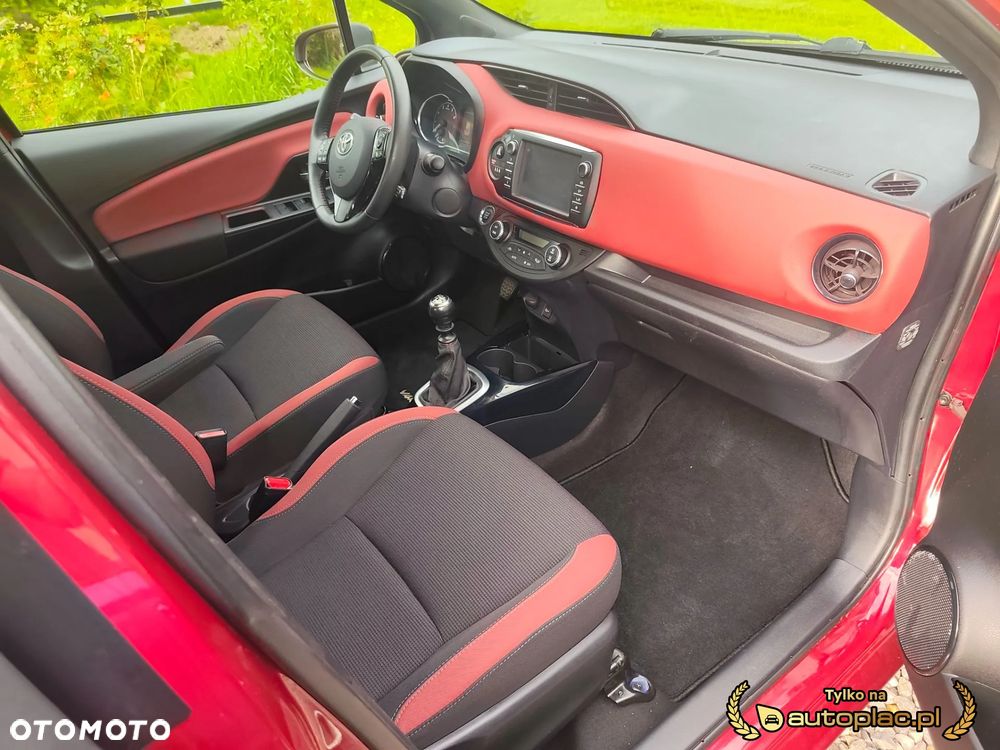 Toyota Yaris - 25