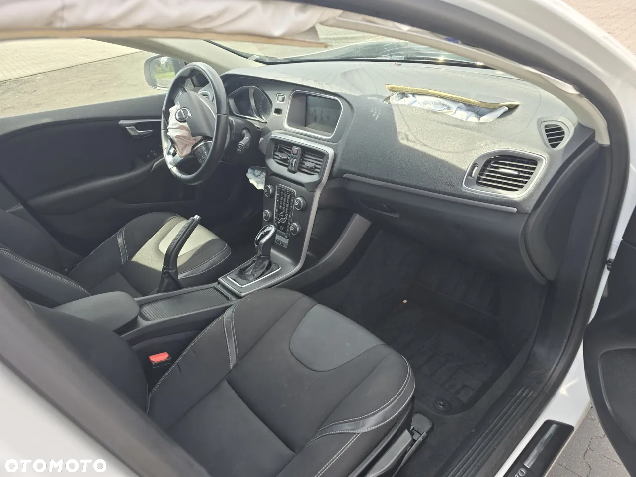 Volvo V40 T2 Geartronic Momentum - 18