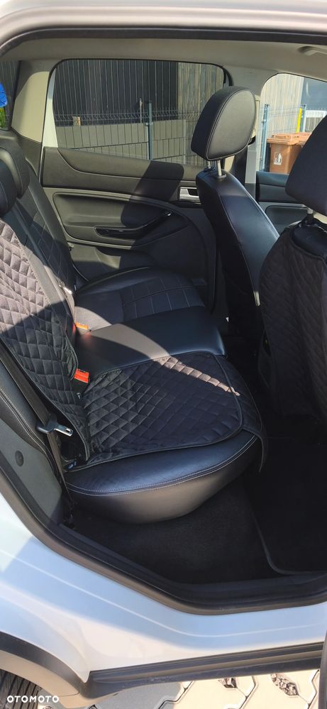 Ford Kuga 2.0 TDCi 4WD Trend - 26