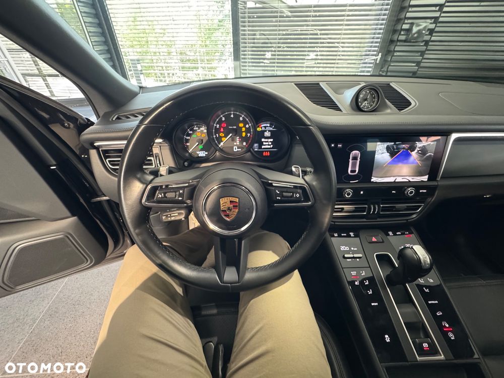 Porsche Macan Standard - 13